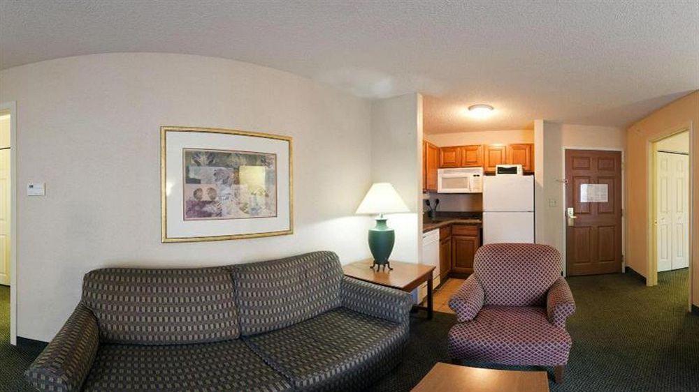 Staybridge Suites Grand Rapids-Kentwood By Ihg Cascade Exterior foto