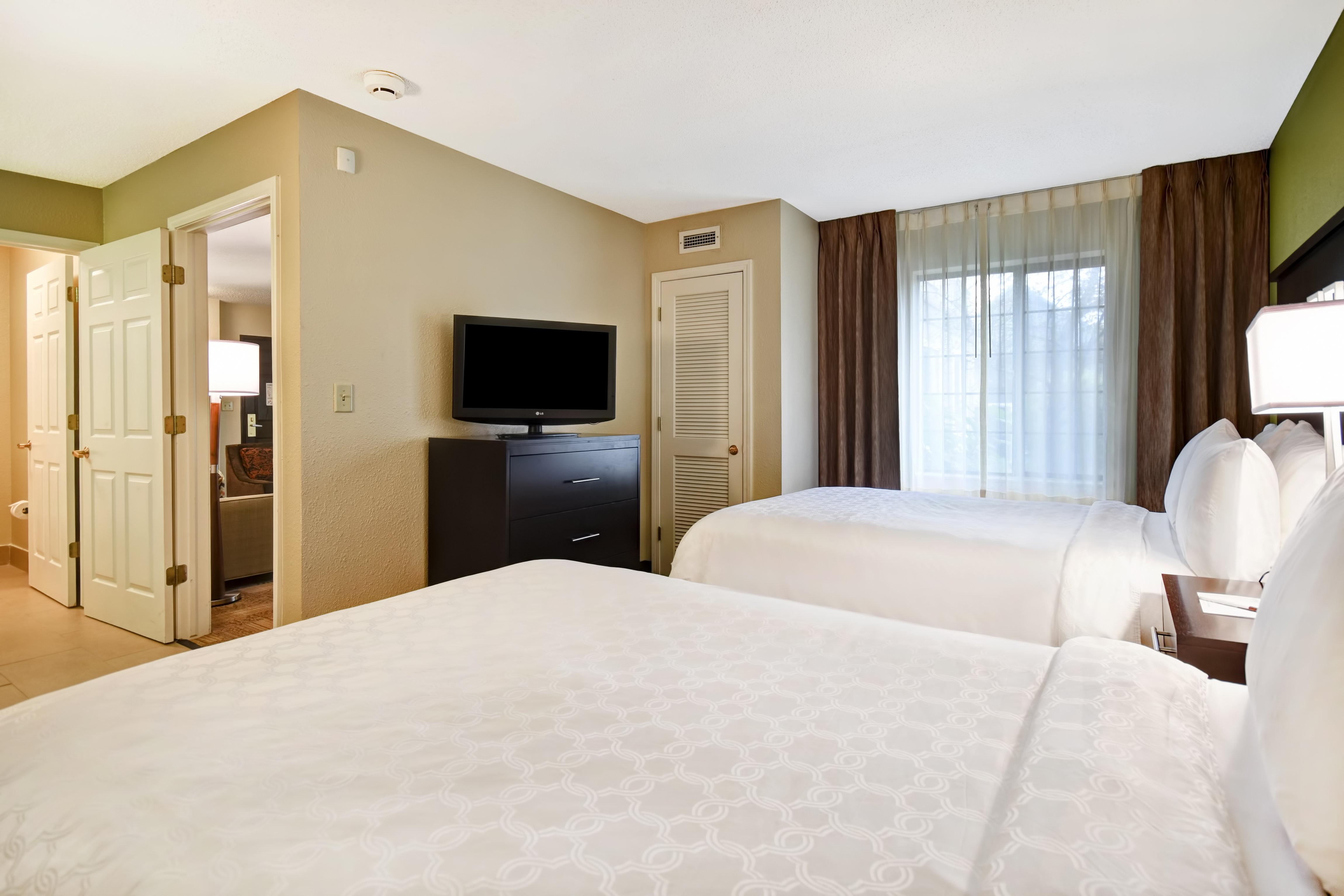 Staybridge Suites Grand Rapids-Kentwood By Ihg Cascade Exterior foto