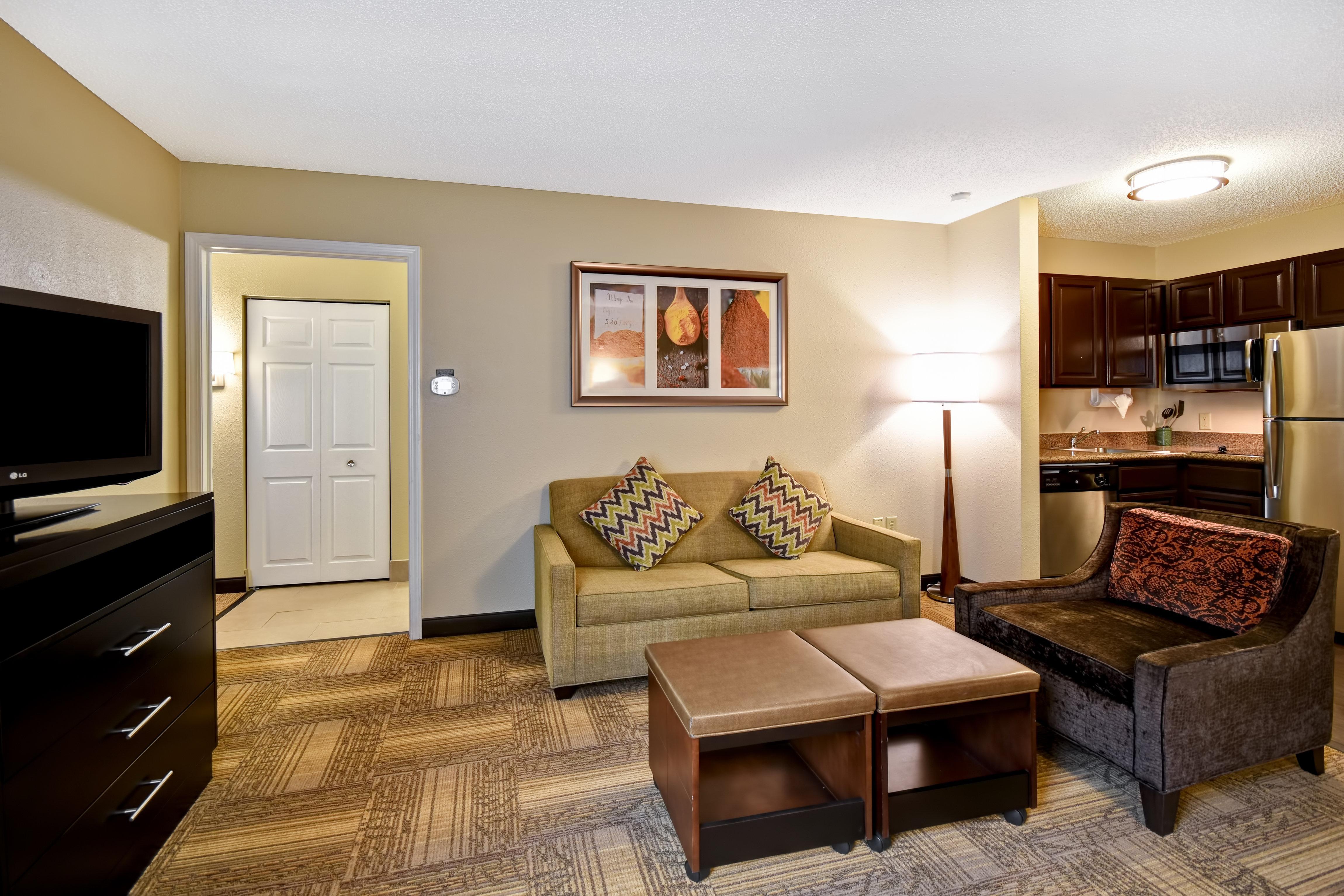 Staybridge Suites Grand Rapids-Kentwood By Ihg Cascade Exterior foto