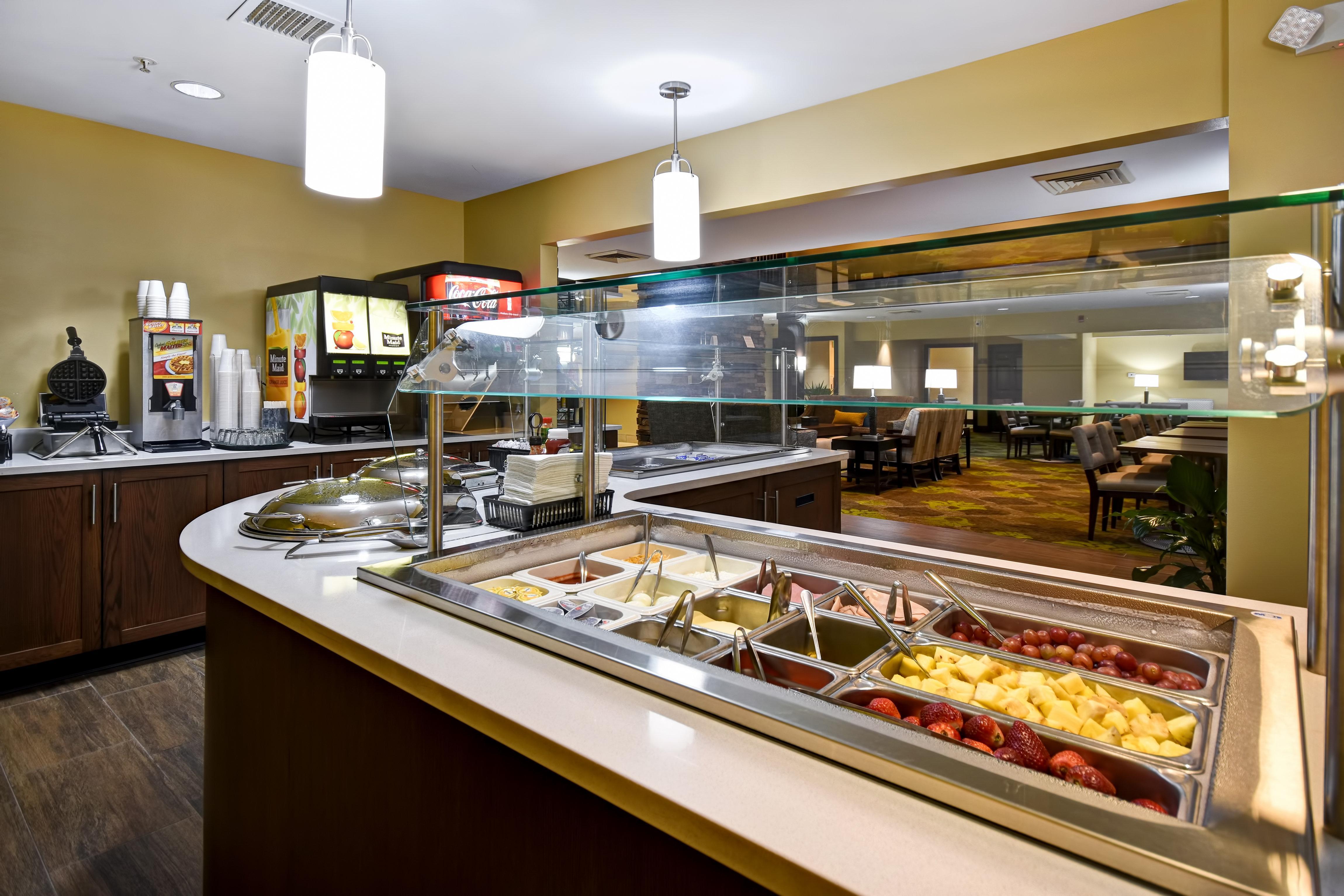 Staybridge Suites Grand Rapids-Kentwood By Ihg Cascade Exterior foto