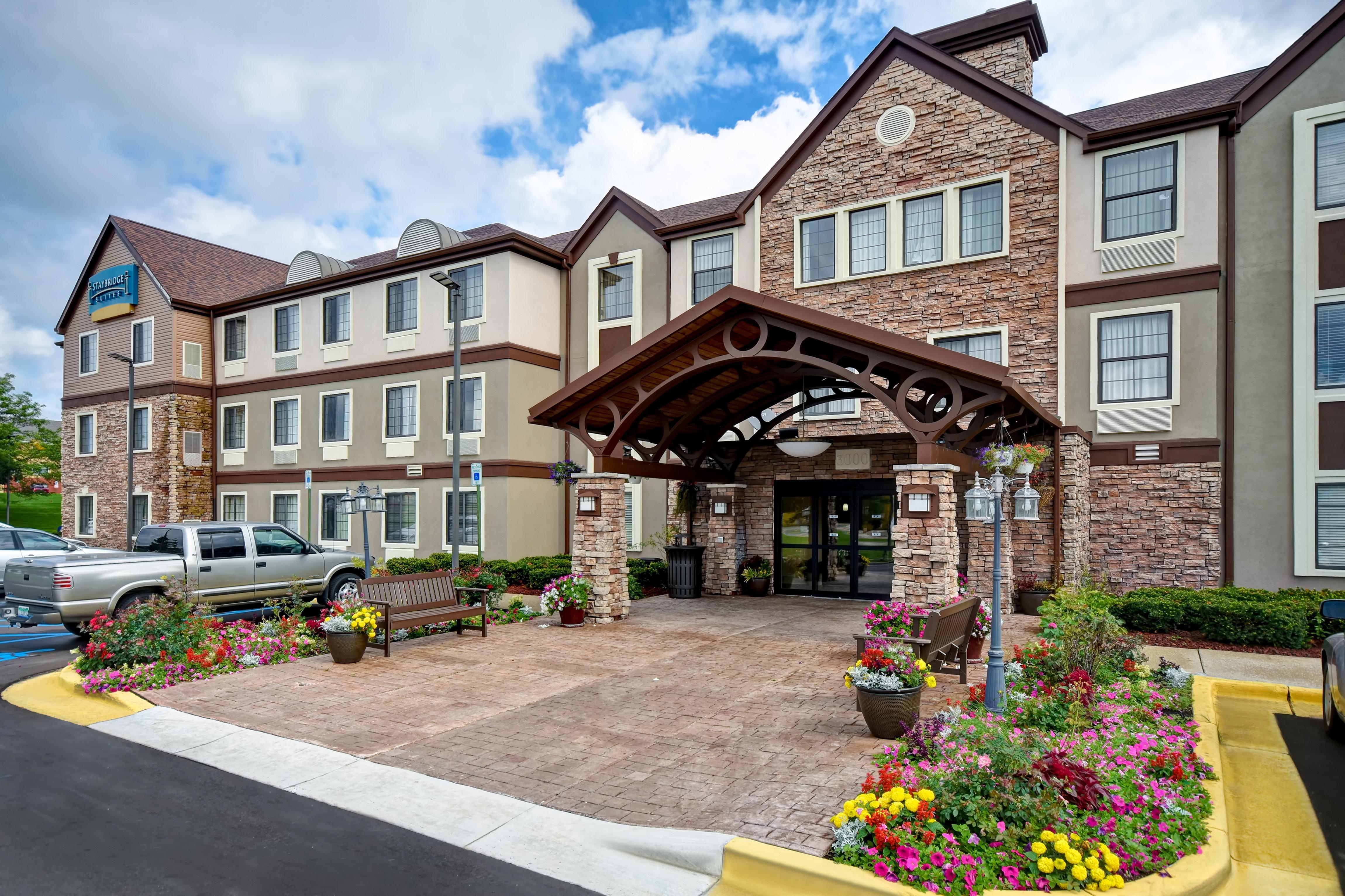 Staybridge Suites Grand Rapids-Kentwood By Ihg Cascade Exterior foto